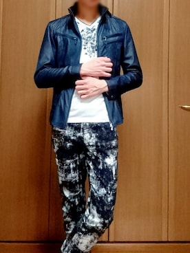 「semantic design（セマンティックデザイン）のアイテム（Tシャツ/カットソー）」を使った、ハリネズミさん（メンズ・178cm）の秋コーディネート
