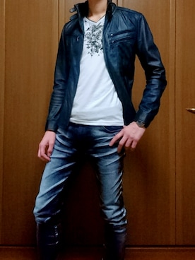 「semantic design（セマンティックデザイン）のアイテム（Tシャツ/カットソー）」を使った、ハリネズミさん（メンズ・178cm）の秋コーディネート