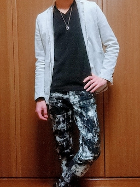 「semantic design（セマンティックデザイン）のアイテム（Tシャツ/カットソー）」を使った、ハリネズミさん（メンズ・178cm）の秋コーディネート