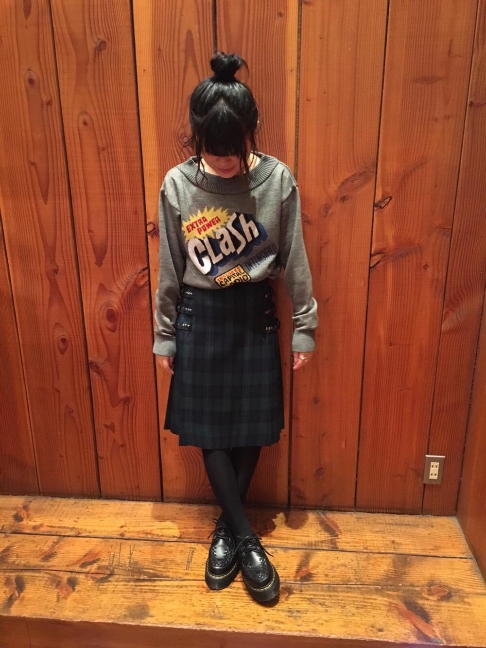 HYSTERIC GLAMOUR（ヒステリックグラマー）の「プリーツ加工バックル付 