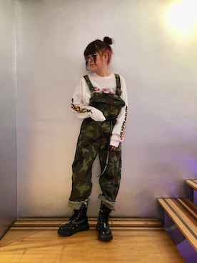 「迷彩」｜「アイテム（サロペット/オーバーオール）」を使った、Nomoさん（レディース・154cm）の春コーディネート