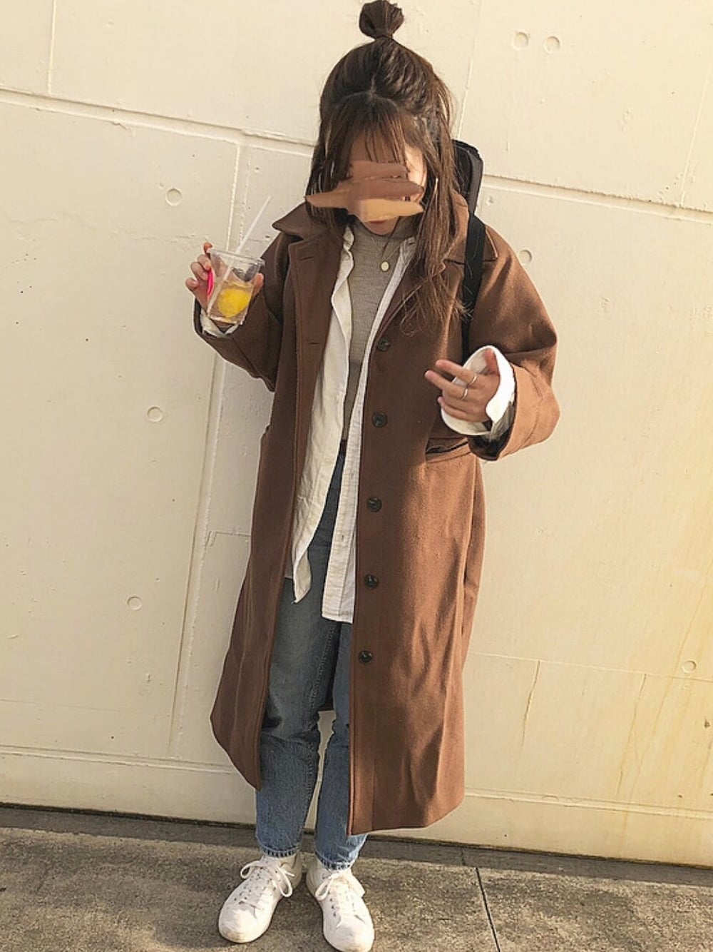 「海コーデ、カジュアル、調節できる格好」｜「無印良品のアイテム（ニット/セーター、ベージュ系）」を使った、asuuukaさん（レディース・161cm）の秋コーディネートの1枚目の写真