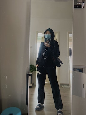 「UNIQLO（ユニクロ）のアイテム（スタジャン）」を使った、YANKIKOさん（レディース・168cm）の秋コーディネート