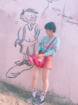 「韓国旅行」｜「アイテム（スウェット）」を使った、たゃんさん（レディース・158cm）の冬コーディネート