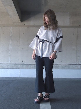「WHO'S WHO gallery（フーズフーギャラリー）のコンチョサンダル（サンダル）」を使った、nonaka misakiさん（レディース・157cm）の春コーディネート