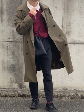 トレンチコート グリーン系 を使った 赤 のメンズ人気ファッションコーディネート Wear