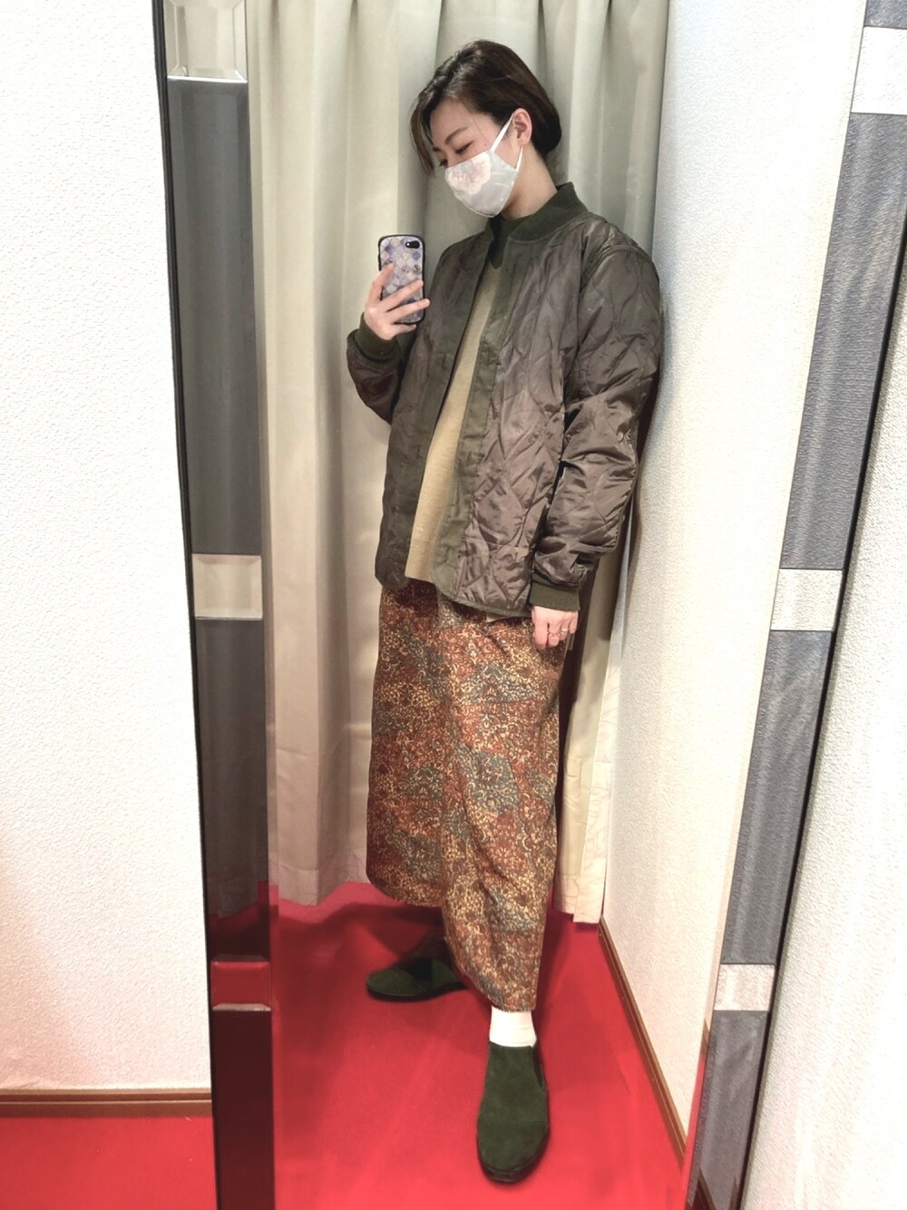 「仕立屋甚五郎、ワイドパンツ、柄パンツ、カーキ、着物、着物生地、和柄、ライナーコート、カジュアル、モッズコート」｜「BACK NUMBERのアイテム（モッズコート、グリーン系）」を使った、sutoさん（レディース・169cm）の冬コーディネートの1枚目の写真