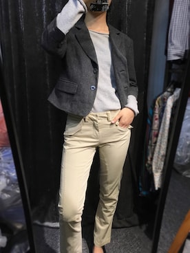 「TOMMY HILFIGER（トミーヒルフィガー）のアイテム（テーラードジャケット）」を使った、Muscariさん（レディース・172cm）の冬コーディネート
