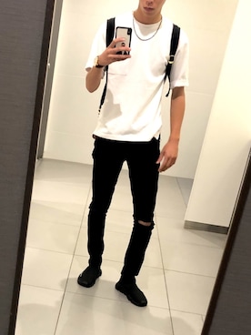 「BALENCIAGA（バレンシアガ）のアイテム（スニーカー、ブラック系）」を使った、MYさん（メンズ・177cm）の秋コーディネート
