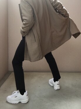 「FILA」｜「アイテム（ステンカラーコート）」を使った、裕哉さん（メンズ・165cm）の秋コーディネート