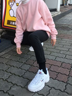 スウェット ピンク系 を使った 韓国 の人気ファッションコーディネート Wear