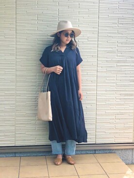 「アイテム（サンダル、イエロー系）」を使った、あちょ.さん（レディース・161cm）の春コーディネート