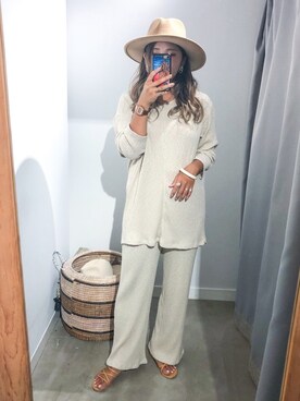 「Auntie Rosa Holiday（アンティローザホリデー）のアイテム（その他パンツ）」を使った、あちょ.さん（レディース・161cm）の秋コーディネート