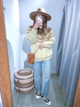 「アイテム（トップス、ベージュ系）」を使った、あちょ.さん（レディース・161cm）の冬コーディネート