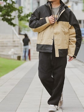 「フリース」｜「アイテム（オールインワン・サロペット）」を使った、JOHNSCLOSETさん（メンズ・171cm）の冬コーディネート