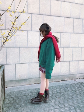 「chuu（チュー）のアイテム（パーカー）」を使った、糕糕兽さん（レディース・165cm）の冬コーディネート