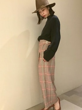 Noble（ノーブル）の「パウダーキュプラハシゴレース ハイネック