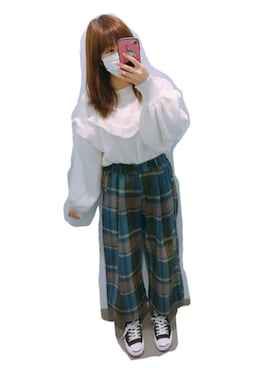 「MERLOT（メルロー）のチェック柄ワイドパンツ4741（その他パンツ、ブルー系）」を使った、りっぴさん（レディース・155cm）の冬コーディネート