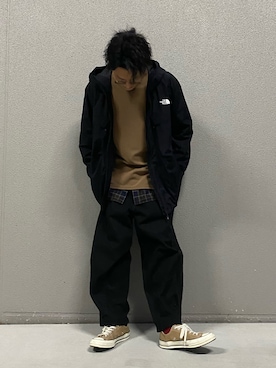 「チャックテイラー」｜「アイテム（マウンテンパーカー）」を使った、ikoan811さん（メンズ・177cm）の春コーディネート