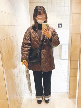 「ペインターパンツ」｜「アイテム（バレエシューズ）」を使った、mi🌿さん（レディース・163cm）の冬コーディネート