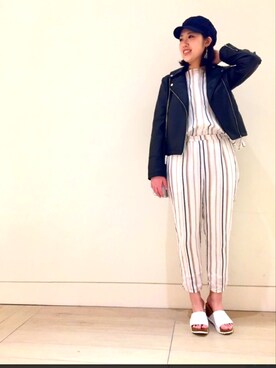 「CIAOPANIC TYPY（チャオパニックティピー）のアイテム（ライダースジャケット）」を使った、aki.さん（レディース・163cm）の春コーディネート