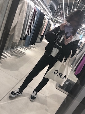 「A.P.C.」｜「アイテム（MA-1）」を使った、reeeさん（レディース・159cm）の冬コーディネート