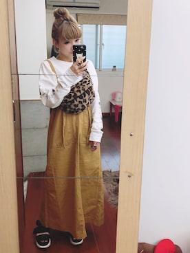 「Heather（ヘザー）のアイテム（ボディバッグ/ウエストポーチ）」を使った、歆さん（レディース・147cm）の秋コーディネート