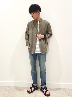 「Chaco（チャコ）のアイテム」を使った、みやさんさん（メンズ・171cm）の春コーディネート