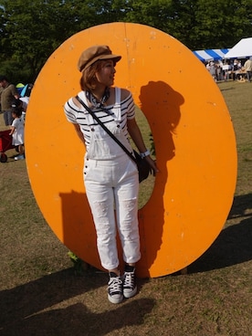 「GALLERIE（ギャレリー）のアイテム（Tシャツ/カットソー）」を使った、SHIHORI-NUさん（レディース・163cm）の夏コーディネート