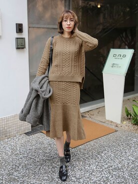 「select MOCA（セレクトモカ）の柔らかく履きやすいフェイクレザーゴールドビット付きローファー（ローファー）」を使った、SELECT MOCAさん（レディース・161cm）の冬コーディネート