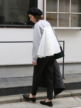 「select MOCA（セレクトモカ）の柔らかく履きやすいフェイクレザーゴールドビット付きローファー（ローファー）」を使った、SELECT MOCAさん（レディース・161cm）の冬コーディネート