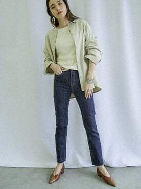 「タイトシルエット」｜「アイテム（パンプス）」を使った、SELECT MOCAさん（レディース・160cm）の春コーディネート
