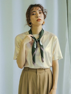 「Tシャツ」｜「アイテム（トップス、ゴールド系）」を使った、SELECT MOCAさん（レディース・160cm）の春コーディネート