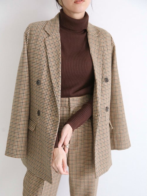 SELECT MOCAさんの「カラバリ豊富♪着痩せシンプルリブタートルネックニット（select MOCA）」を使ったコーディネート