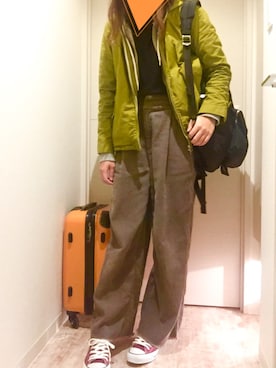 「chico_（チコ）のアイテム（パンツ）」を使った、ぴーさんさん（レディース・163cm）の冬コーディネート