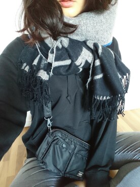 「Ungrid（アングリッド）のアイテム（マフラー）」を使った、yuzuna108さん（レディース・175cm）の冬コーディネート