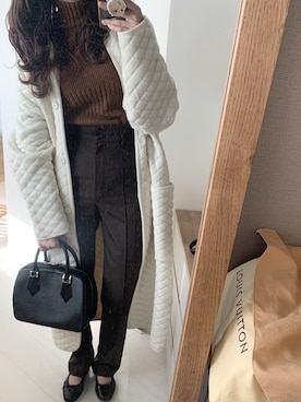 「ISOOK（アイスー）のシームステッチロングスラックスパンツ（その他パンツ）」を使った、CHiiiさん（レディース・163cm）の秋コーディネート