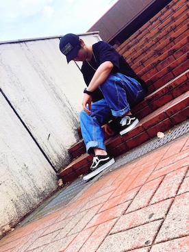 「G-SHOCK（ジーショック）のGAW-100シリーズ / ビックケース電波ソーラー / GAW-100B-1AJF（アナログ腕時計）」を使った、Tさん（メンズ・183cm）の春コーディネート