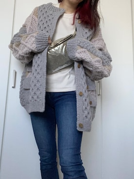 「アイテム（ボディバッグ/ウエストポーチ、シルバー系）」を使った、りさん（レディース・165cm）の秋コーディネート