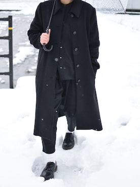 「ノーカラーシャツ」｜「アイテム（ステンカラーコート）」を使った、台さん（レディース・160cm）の冬コーディネート