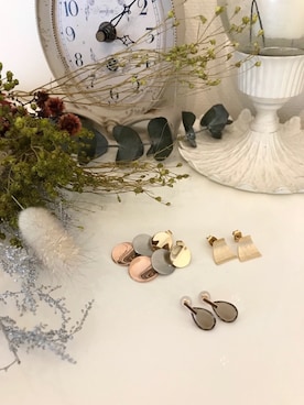anq.（アンク）の「「anq.」K10・ペアシェイプバースタッドピアス