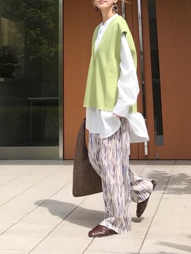 ベスト グリーン カーキ 緑色系 コーディネート Zozotown