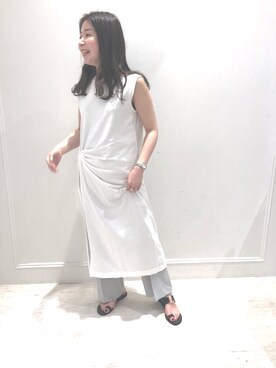 「RANDA（ランダ）のスタッズトングサンダル（サンダル、ブラック系）」を使った、narumi matsuokaさん（レディース・155cm）の夏コーディネート