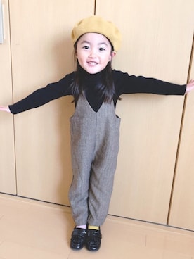 「coca（coca）（コカ）のアイテム（オールインワン・サロペット）」を使った、saku☺︎さん（キッズ・90cm）の秋コーディネート