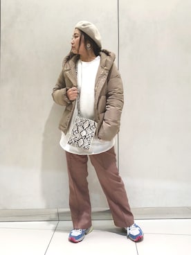 「くすみピンク」｜「アイテム（ダウンジャケット/コート）」を使った、yuyuさん（レディース・157cm）の冬コーディネート