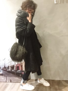 「美容師」｜「アイテム（チェスターコート）」を使った、SHIORI HIRAI◡̈さん（レディース・153cm）の冬コーディネート