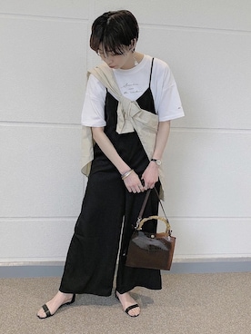 「NICE CLAUP（ナイスクラップ）のアイテム（ワンピース/ドレス）」を使った、Minamiさん（レディース・163cm）の春コーディネート