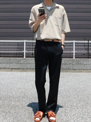 中村使用「kutir（open collor shirt half sleeve / オープンカラー半袖シャツ）」的時尚穿搭