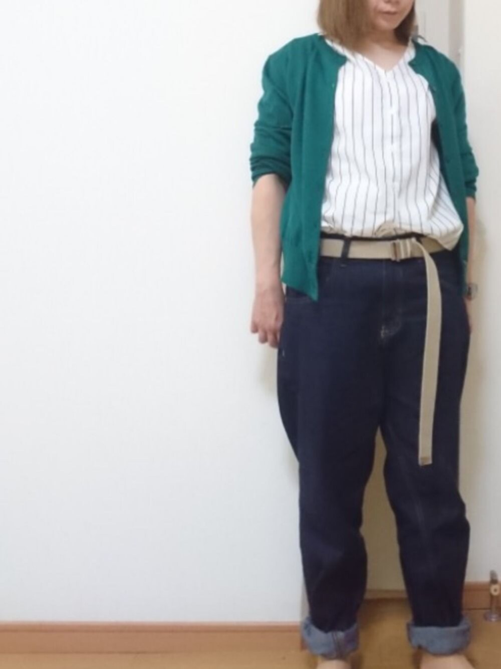 「プチプラ、プチプラファッション、雨の日コーデ、ゆるゆる、アラフォー、アラフォーコーデ、トータル1万円以内、カジュアル、パンツスタイル」｜「GUのアイテム（カーディガン/ボレロ、グリーン系）」を使った、ミドコさん（レディース・155cm）の夏コーディネートの1枚目の写真