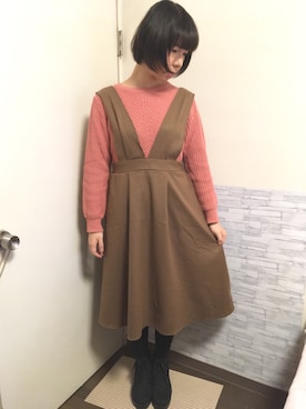 「RETRO GIRL（レトロガール）のアイテム（ジャンパースカート）」を使った、菜津子 さん（レディース・159cm）の秋コーディネート